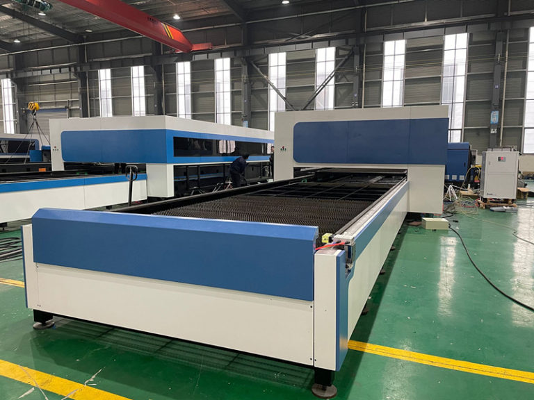 6x2m worktable Enclosed cover Raycus IPG 6kw fiber metal tube laser
